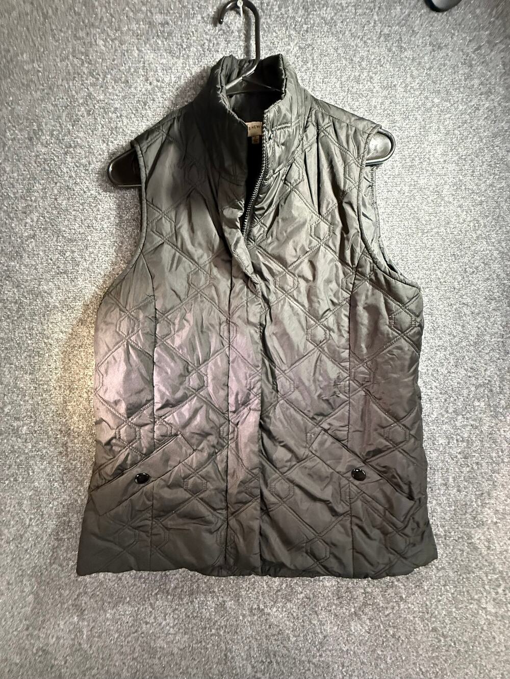 Jones New York Sport Women's Black Quilted Full Zip Puffer Vest Size Small